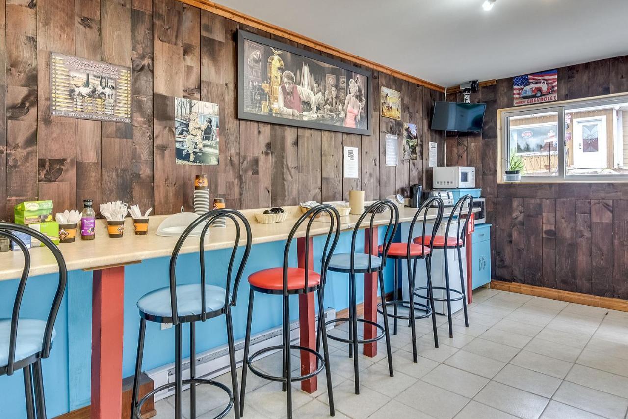 Le Saint Alex Motel Luaran gambar